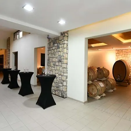 Luxury - Wine Hotel