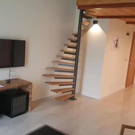 Hotel Luxury - Wine *